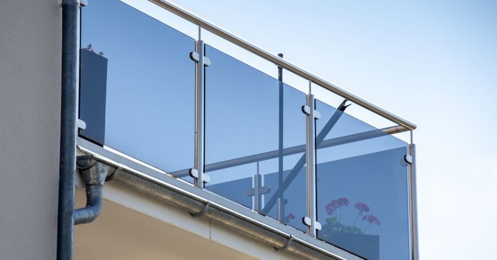 Guarda-corpo de vidro em Fortaleza