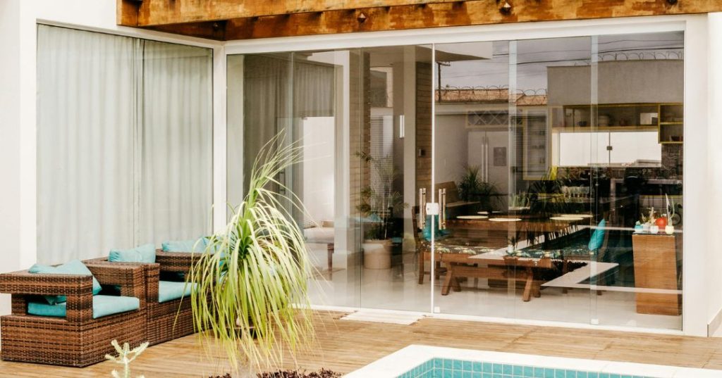 Portas de vidro em Fortaleza